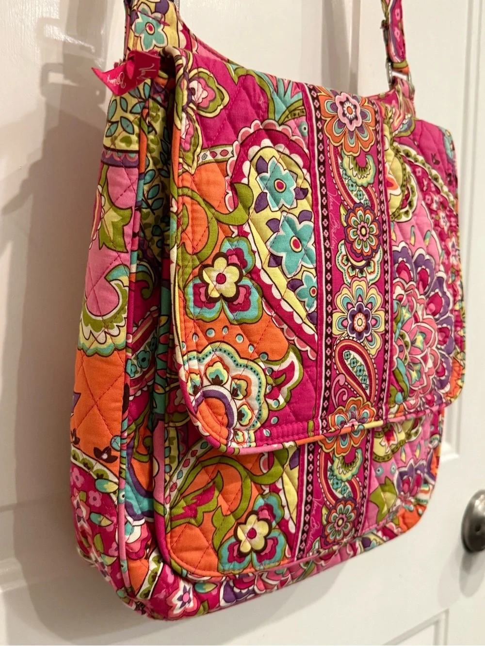 RARE Vera Bradley Pink Multicolor Floral Paisley Crossbody Shoulder Bag NWOT